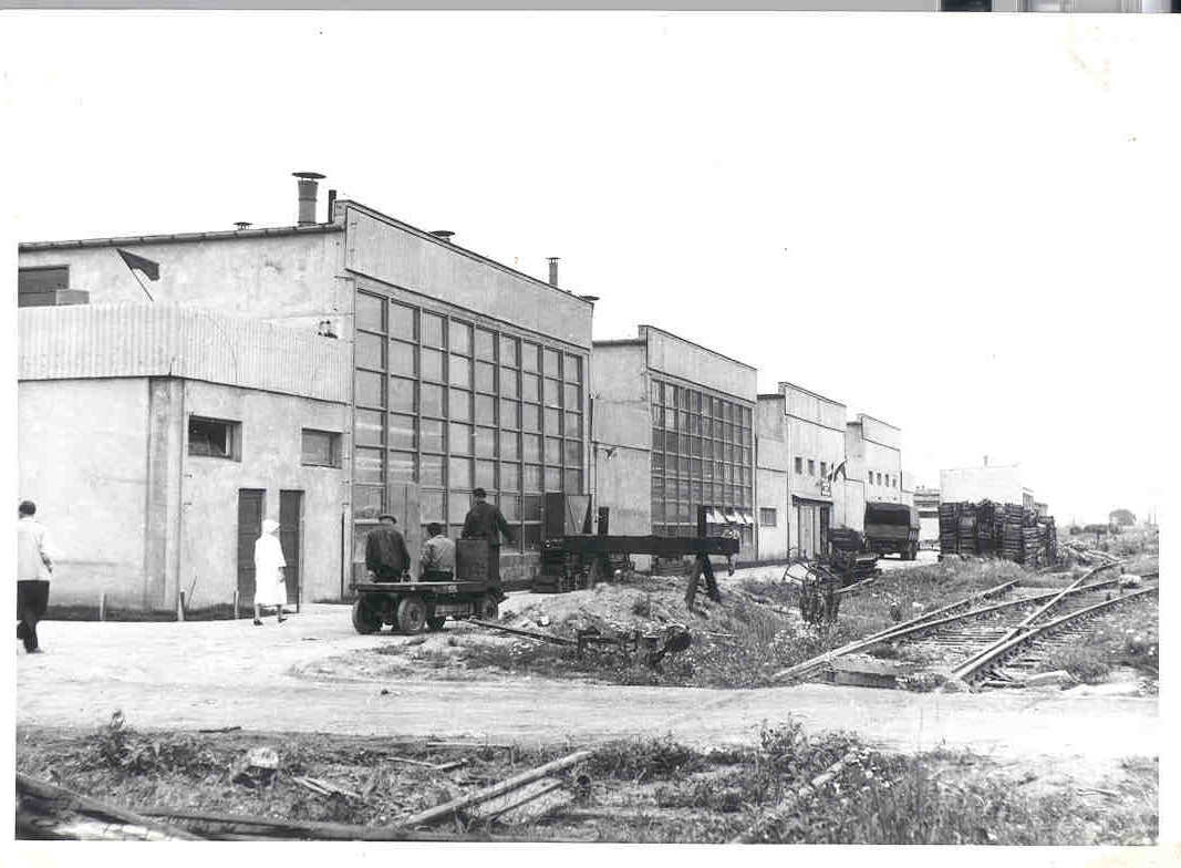 elewacje obiektów zakładowych