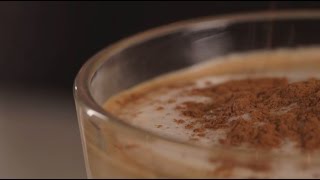 Nespresso - Przepis na kawę „Caffe Latte z lodem"